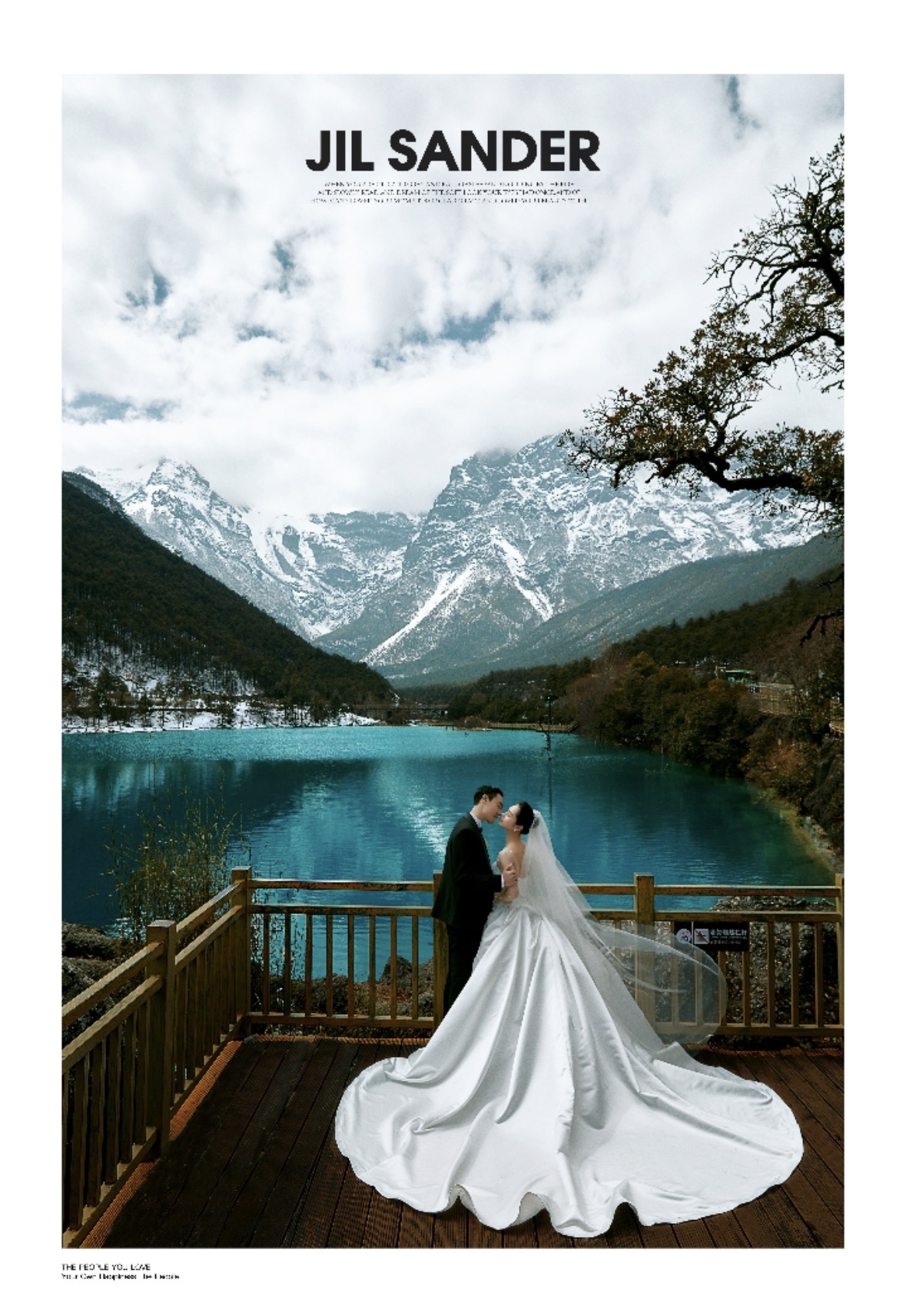 Blue Moon Valley turquoise waters